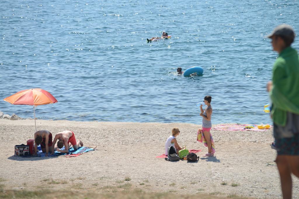 Počitniški park Eurocamp Mobile Homes At Porton Biondi Rovinj